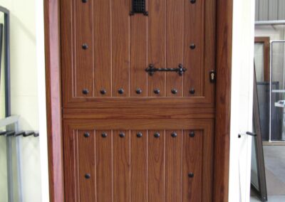 Puerta 2 hojas - Aluminios Ernesto