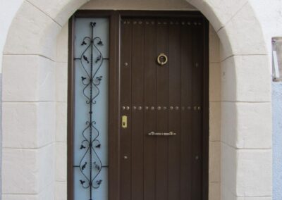 Puerta en Munébrega - Aluminios Ernesto
